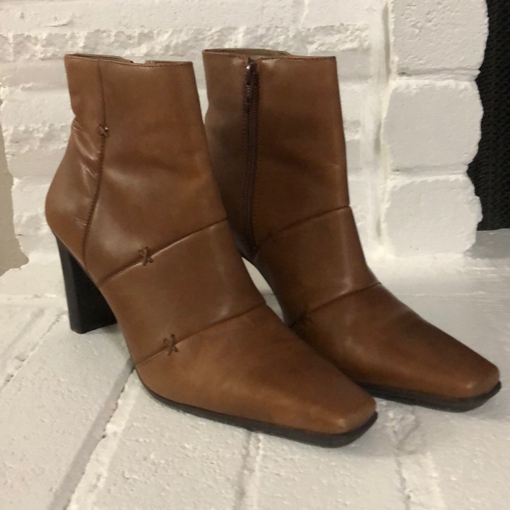 Nicole ankle boots